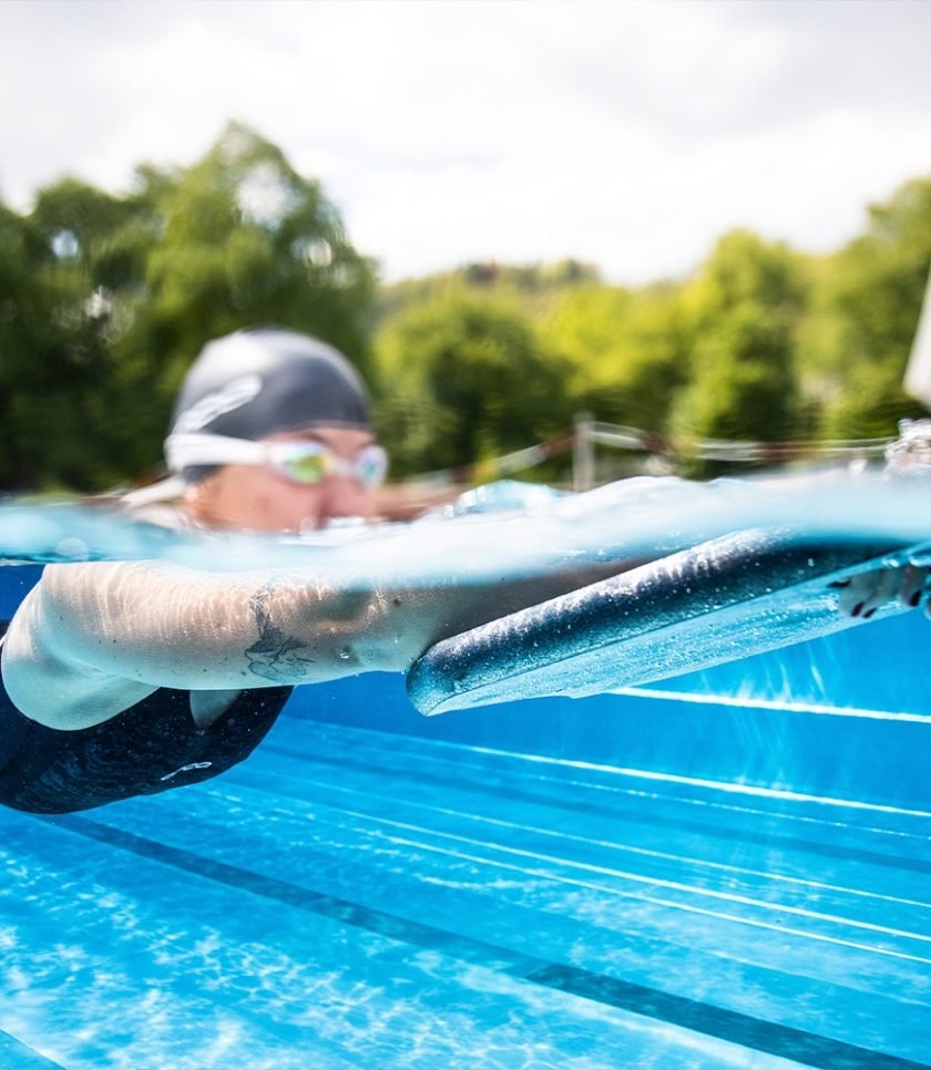 HVBMTTCC_01_ORCA_SWIM_BOARD_TRAINING_ACCESSORY