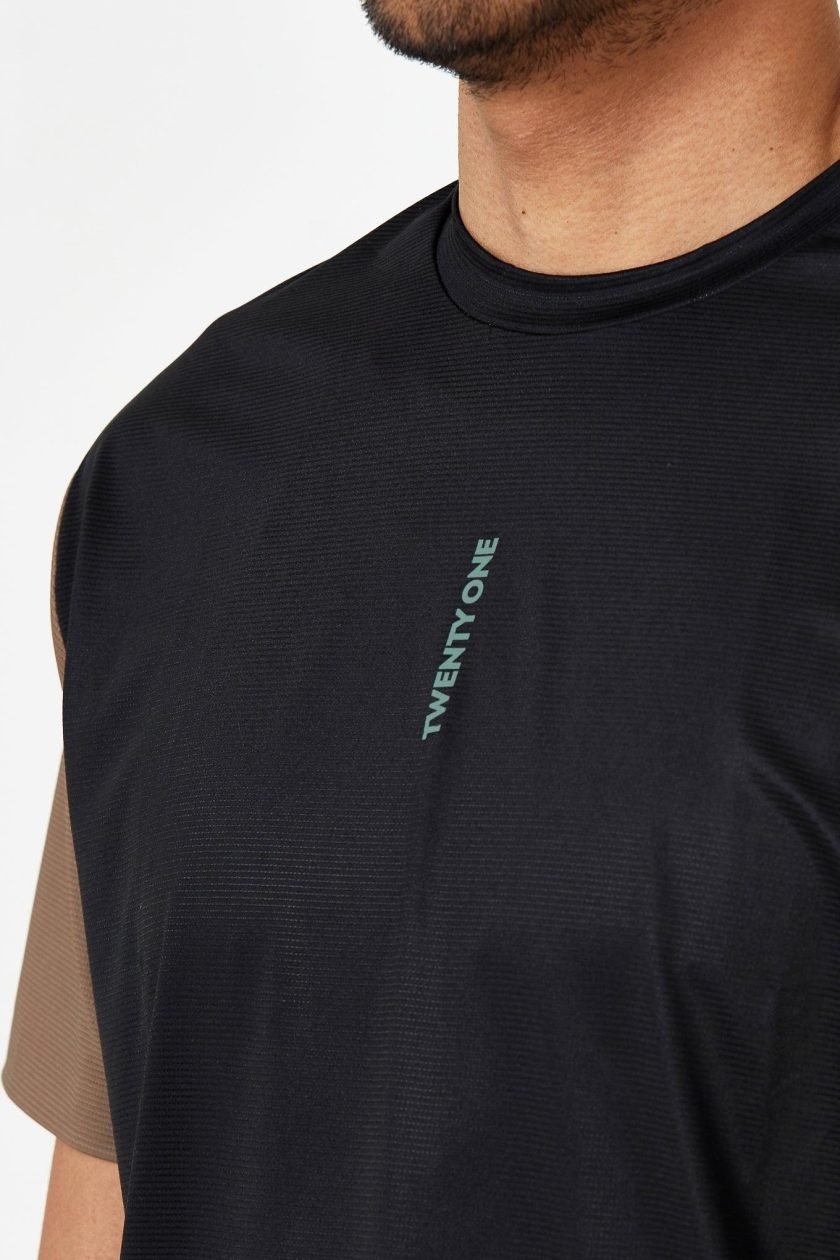 2024_LHPP_TWENTY_ONE_MaillotBlack_G_M_02