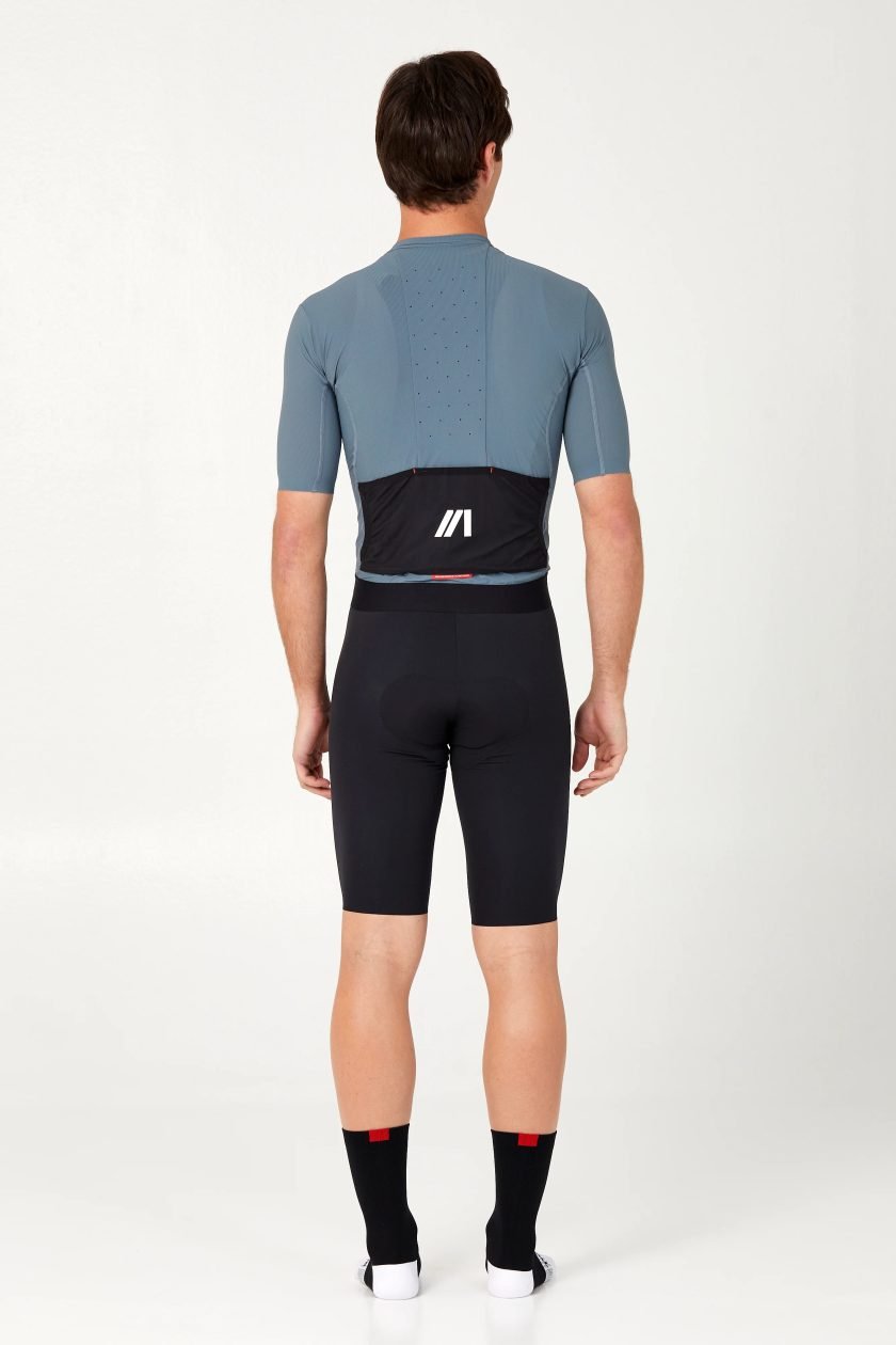 2025_LHPP_TWENTY_ONE_MaillotSilver_C_M_04