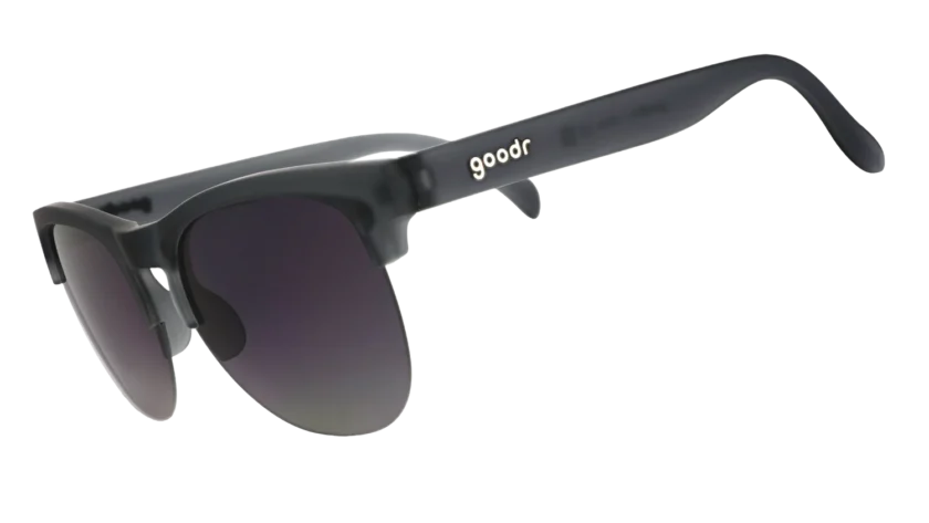 1_ThrowsShadeCatchesClout_SideTransparent