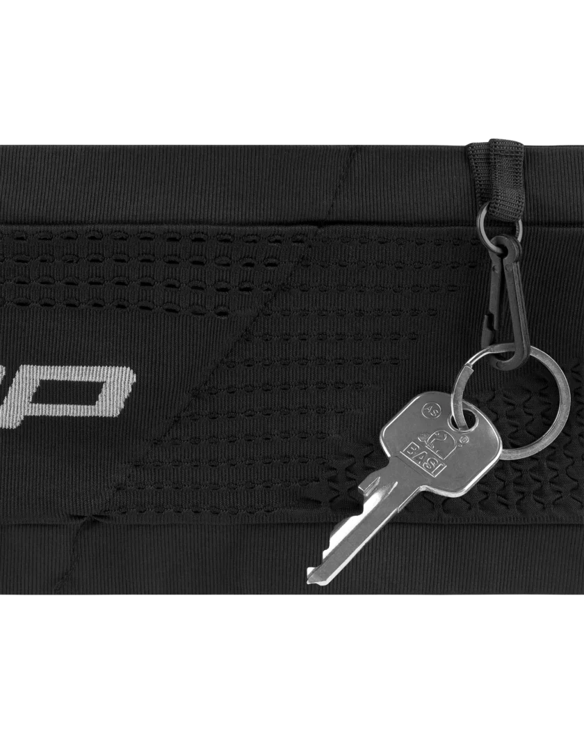 Core-Run-Belt_Black_W5MI5T_3200x4000_Transparent_03